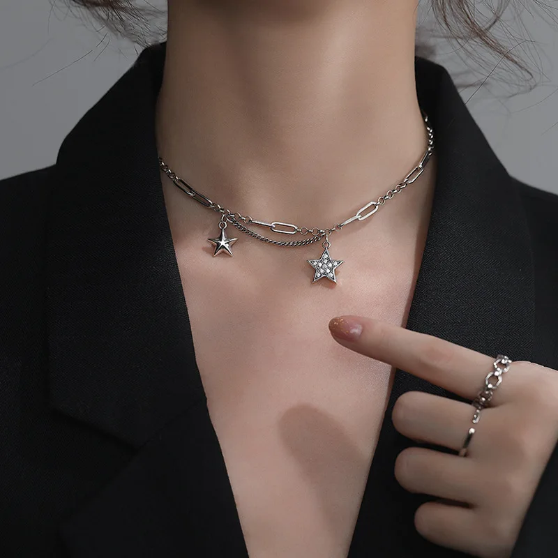 

YACHU 1pc Retro Choker Five Point Star Flash Diamond Pendant Necklace for Woman Thick Chain Hip Hop Female Party Jewelry
