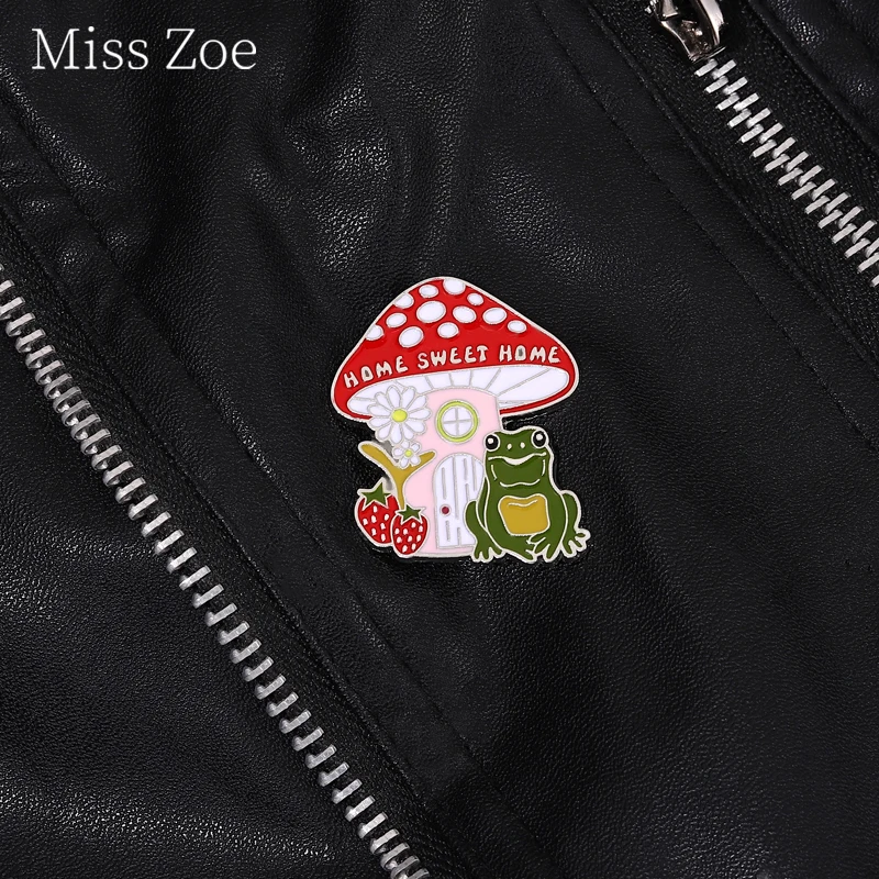 

Sweet Home Enamel Pins Lovely Strawberry Frog Mushroom House Brooches On Backpack Lapel Pin Gift For Student Friend Jewelry