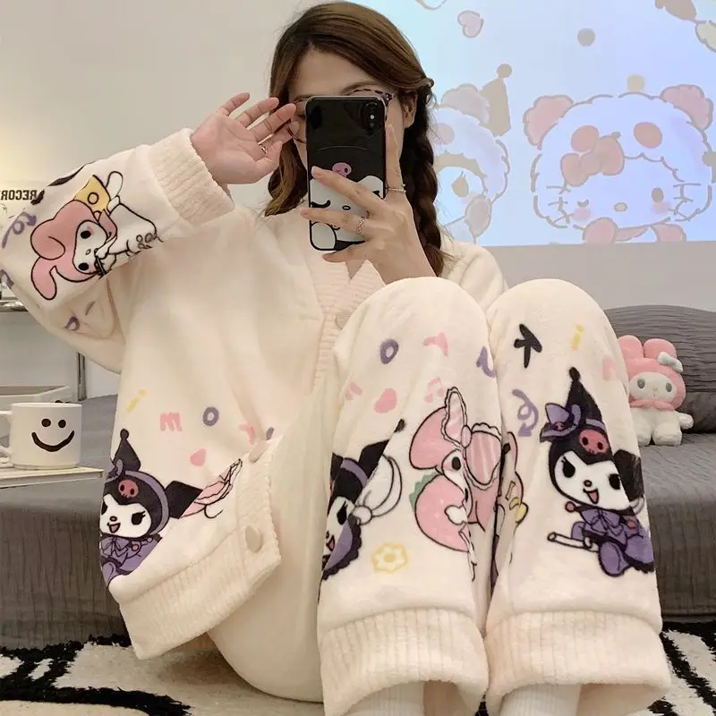 

Пижамный комплект из 2 предметов Sanrio Kawaii Kuromi My Melody коралловый флис Осень-зима для студентов утепленная фланелевая Домашняя одежда с сердечками для девочек