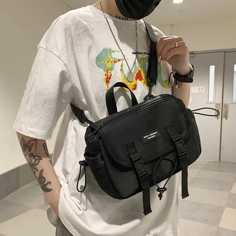 

Task POS Kurir Wind Functional Man Bahu Capacity Big Sister DAN Art Japanese ransel retro joker Woman