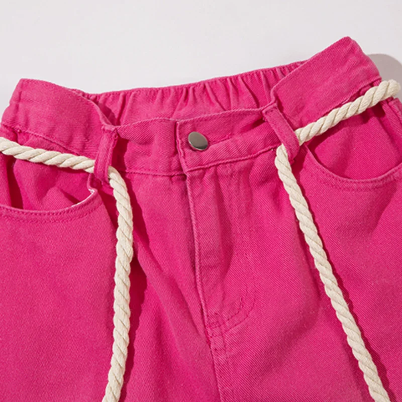 Рисунок 3 - Джинсы розовые с широкими штанинами