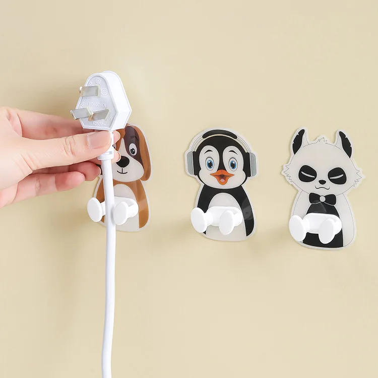 

Creative Power Cord Plug Bracket Wall Mounted Cartoon Animals Adhesive Hook Socket Storage Rack Holder Home Decorations