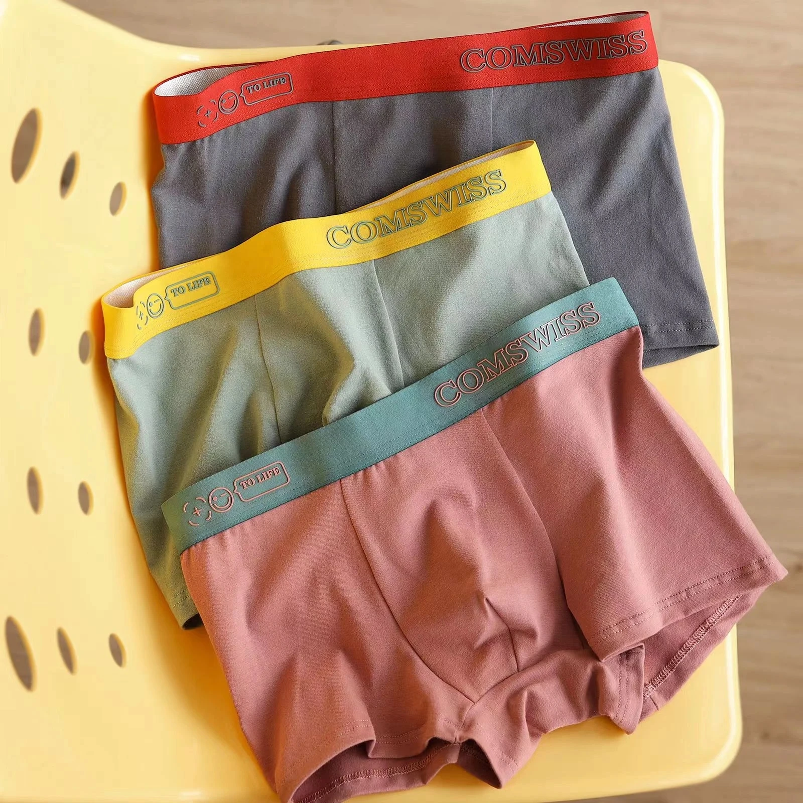 2023 Fashion Cotton Men's Breathable Comfortable Soft Simple Boys Solid Letters Underpants Underwear With Flat Bottom Stripes