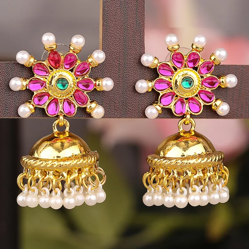 

New Design Flower Shape Antique Gold Alloy Pearl Kundan Kurta Vintage Ethnic Indian Bell Earrings Jhumka For Women Jewelry