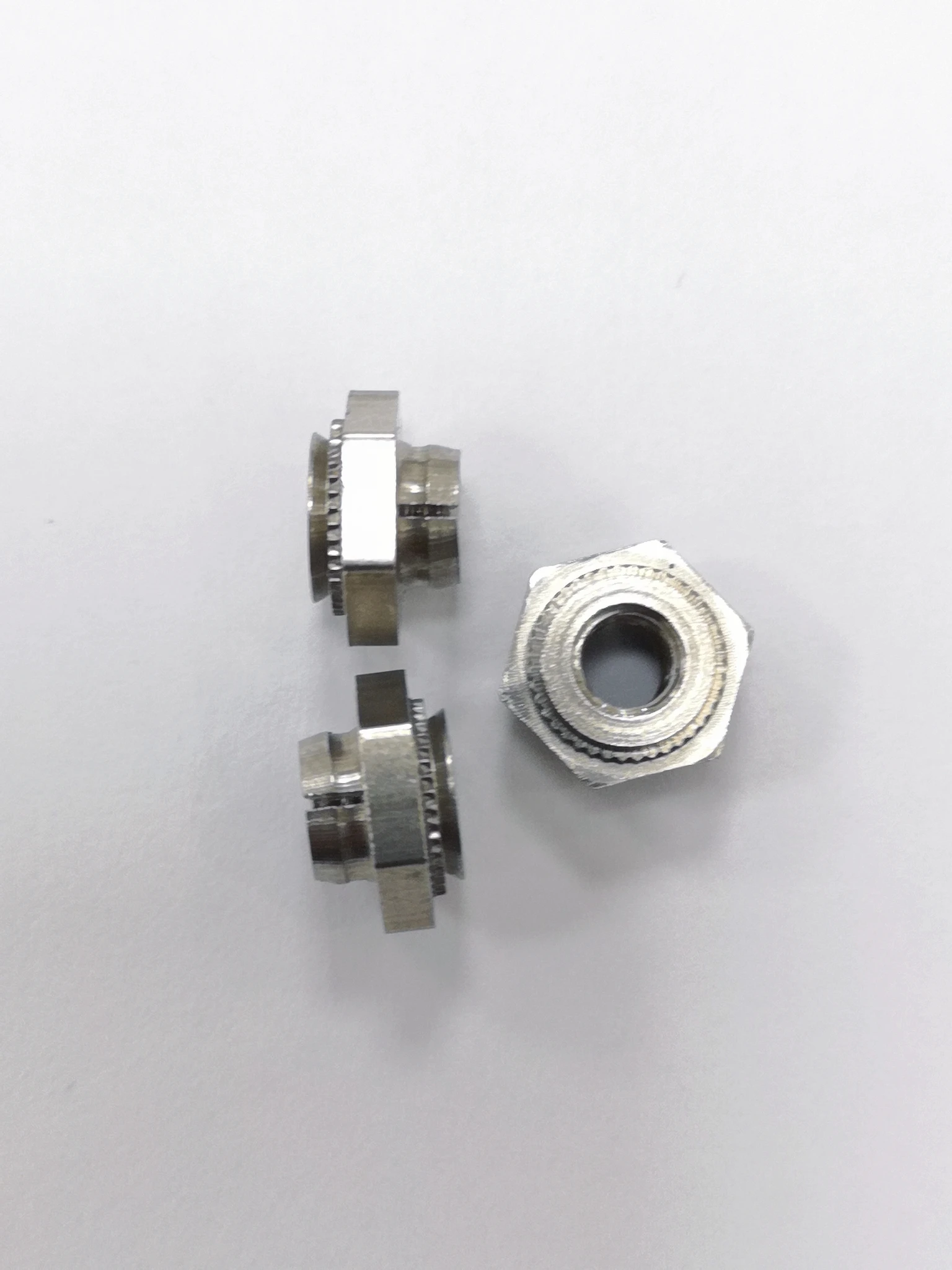 

Self-locking Clinching Nuts,LK-M2.5/M3/M4/M5/256/440/632/832/032-1/2 Carbon Steel,Zinc Plating