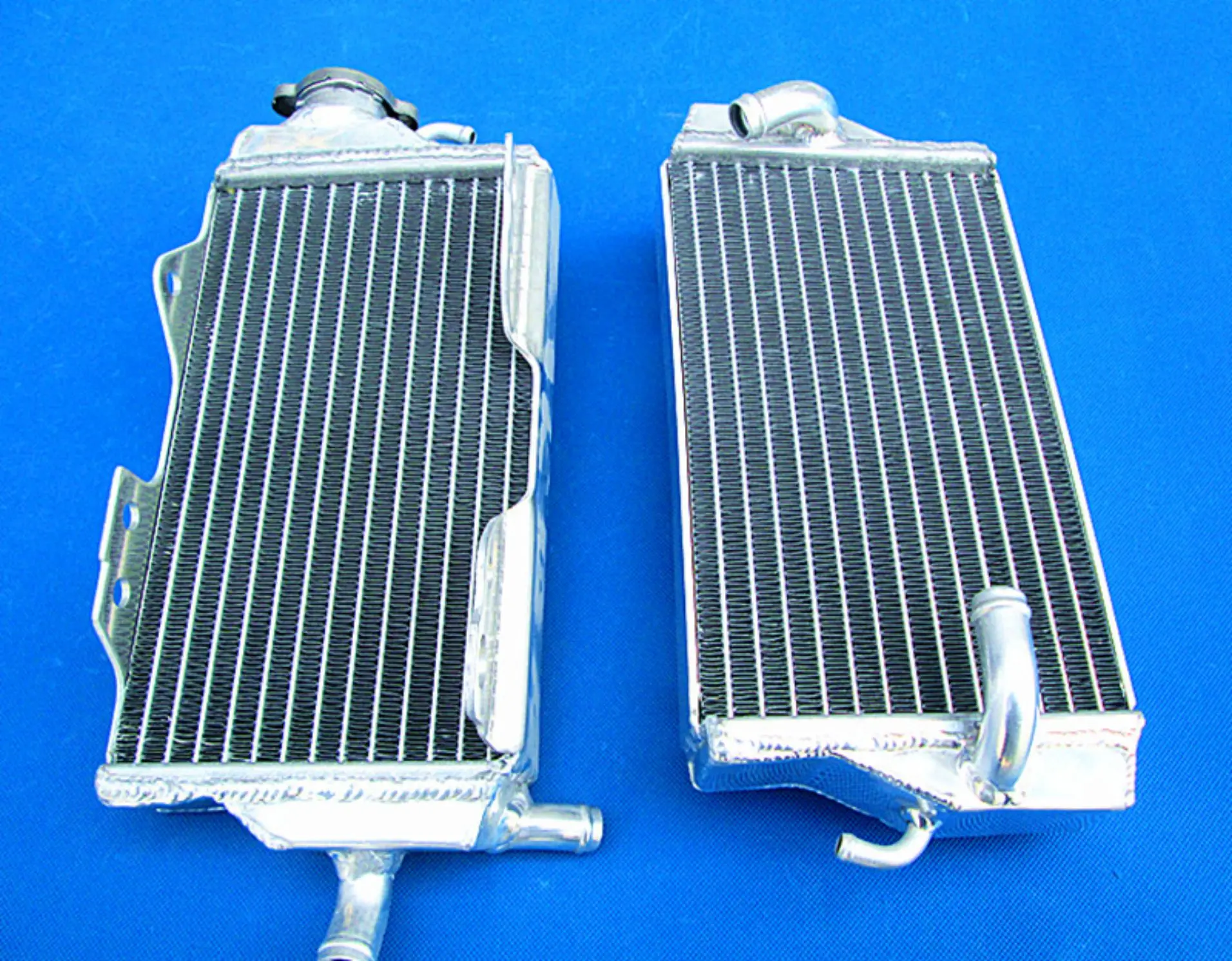 

Для 2000 2001 Honda CR125R CR 125 R алюминиевый радиатор, охладитель охлаждающей жидкости