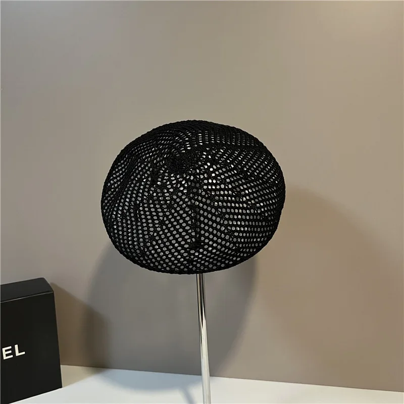 

Hollow Beret Hats For Women Summer Simple Outdoor Casual French Hat Ladies Painter Berets Cap Female Travel Kawaii Gorro Mujer