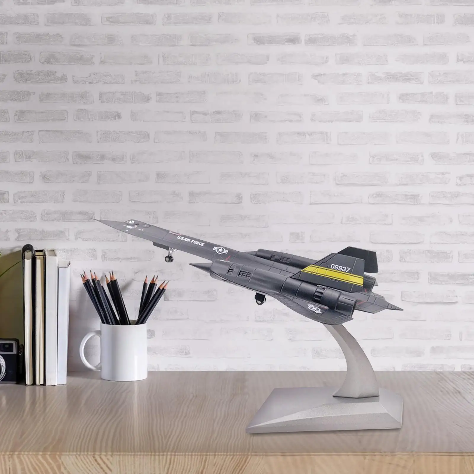 

Exquisite 1/144 Model Alloy Reconnaissance for Countertop Ornament