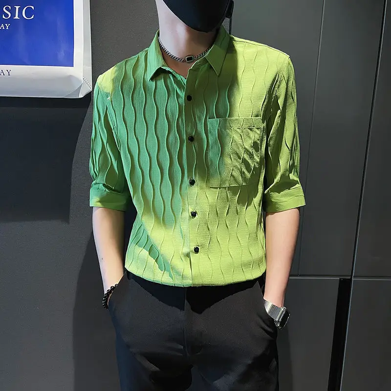 

2023 Men's Shirts Short-sleeved Summer Thin Ice Silk Design Niche Shirts High-end Half-sleeve Shirts