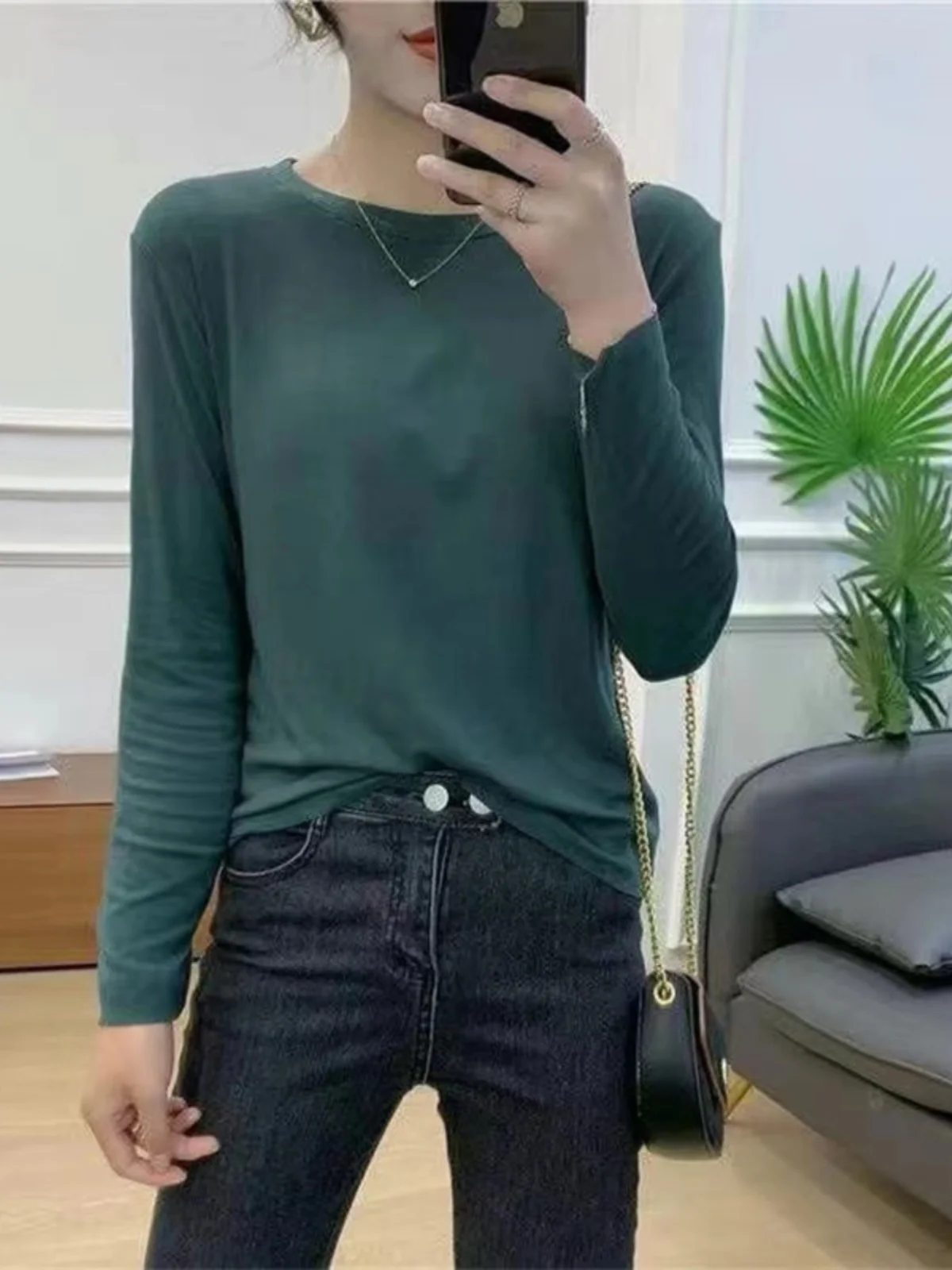 40. однотонная одежда для ухода за кожей с круглым вырезом. Осенняя женская одежда.