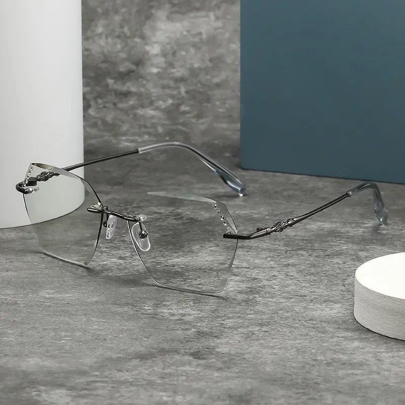 Очки для близорукости без оправы фотохромные меняющие цвет в оправе оверсайз