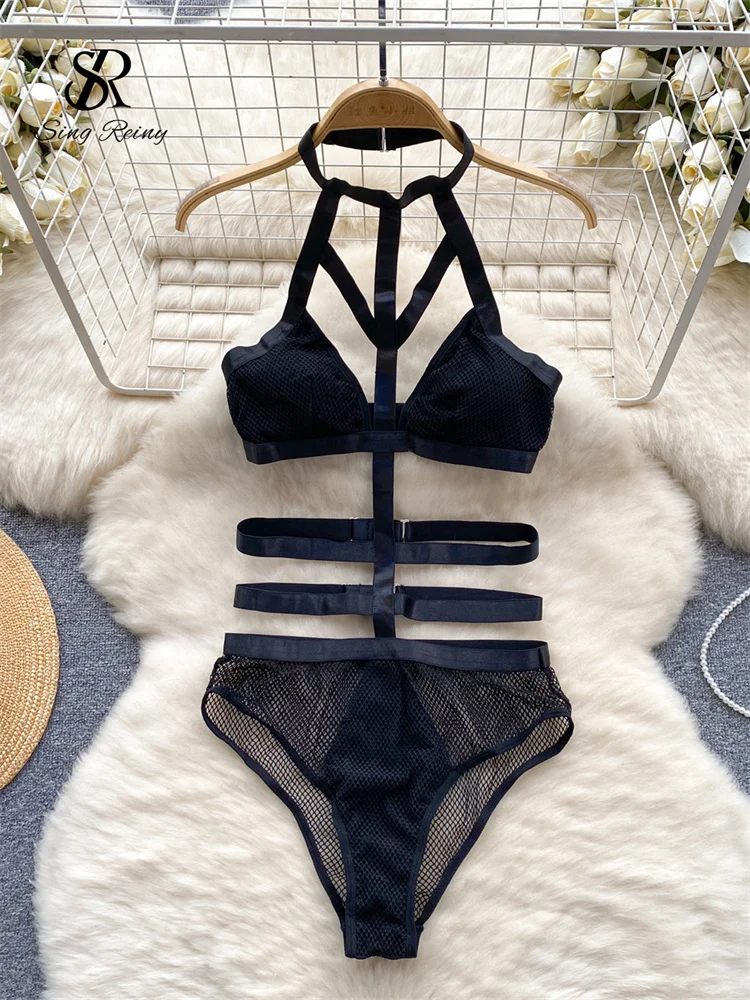 Женское боди без рукавов с открытой спиной