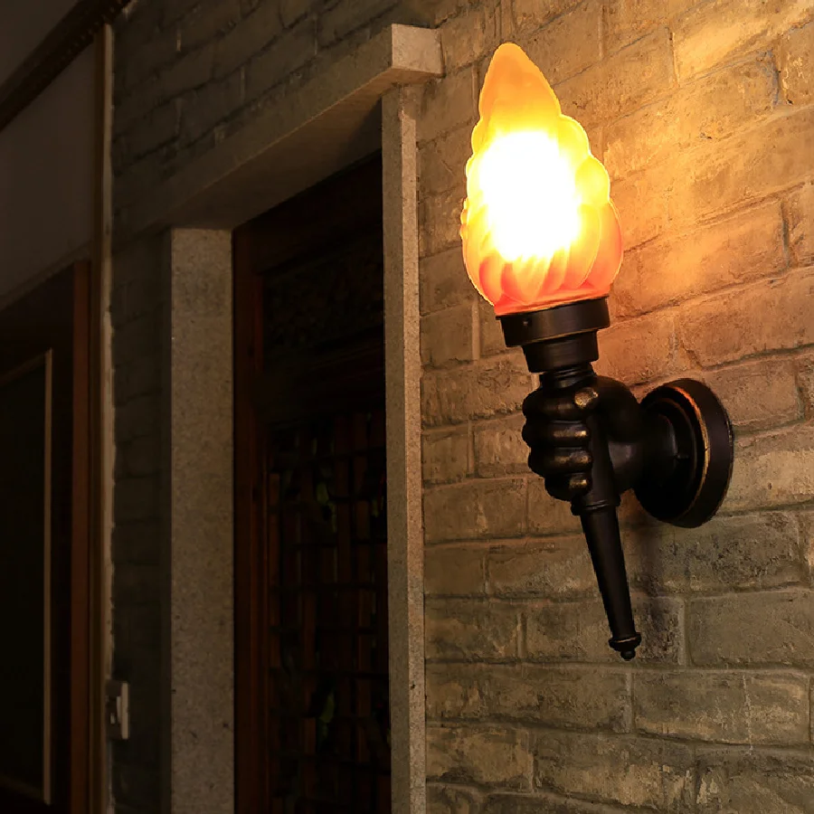 

Creative Retro Vintage Torch Hand Wall Lamps Glass Lampshade Loft Industrial Bedside Room Wall Sconce Lights Fixture Aisel Deco