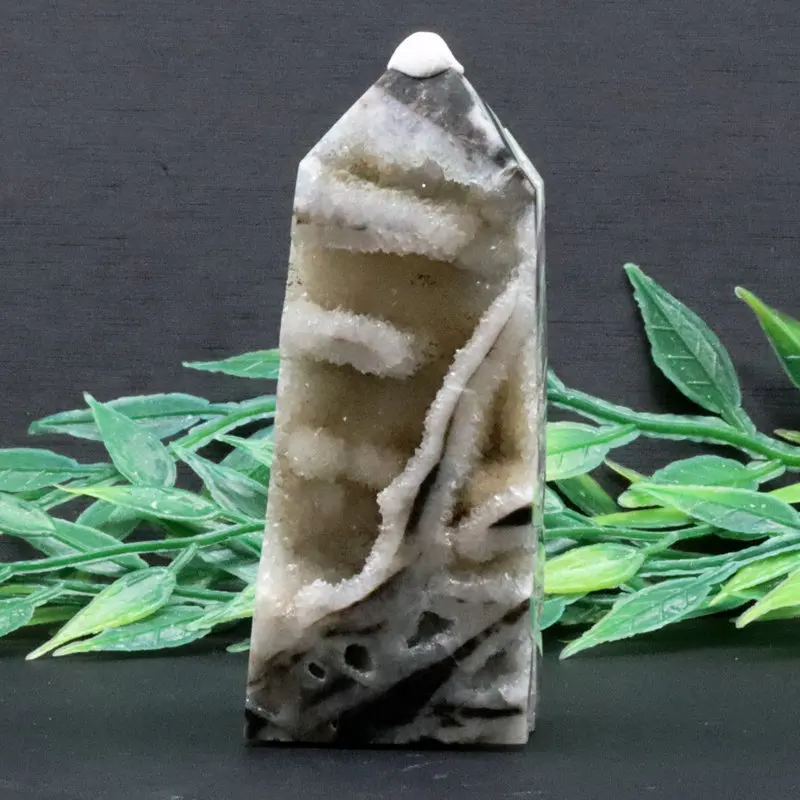 

3.4inch 134g Natural Quartz Tower Ornaments Mineral Collection Agate Crystal Cave Energy Gem Home Decoration