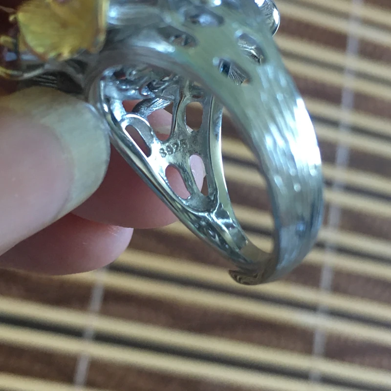 Женское кольцо из серебра 925 пробы с натуральным пресноводным барочным жемчугом