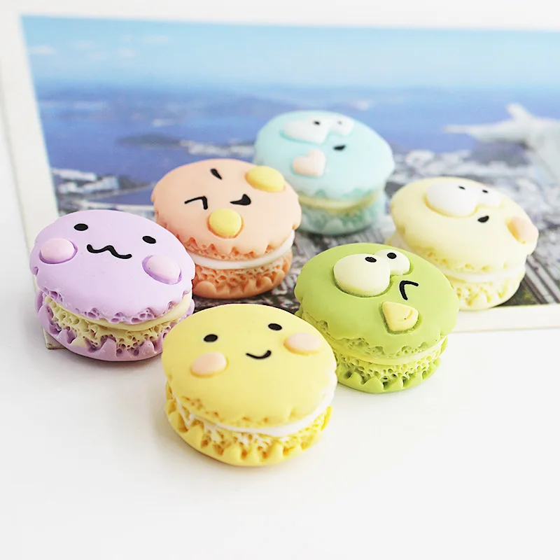 

1 PC Sweets Face Refrigerator Magnetic Sticker Cartoon Macaron Resin Fridge Magnet Educational Gift Stationery Toy Mail Message