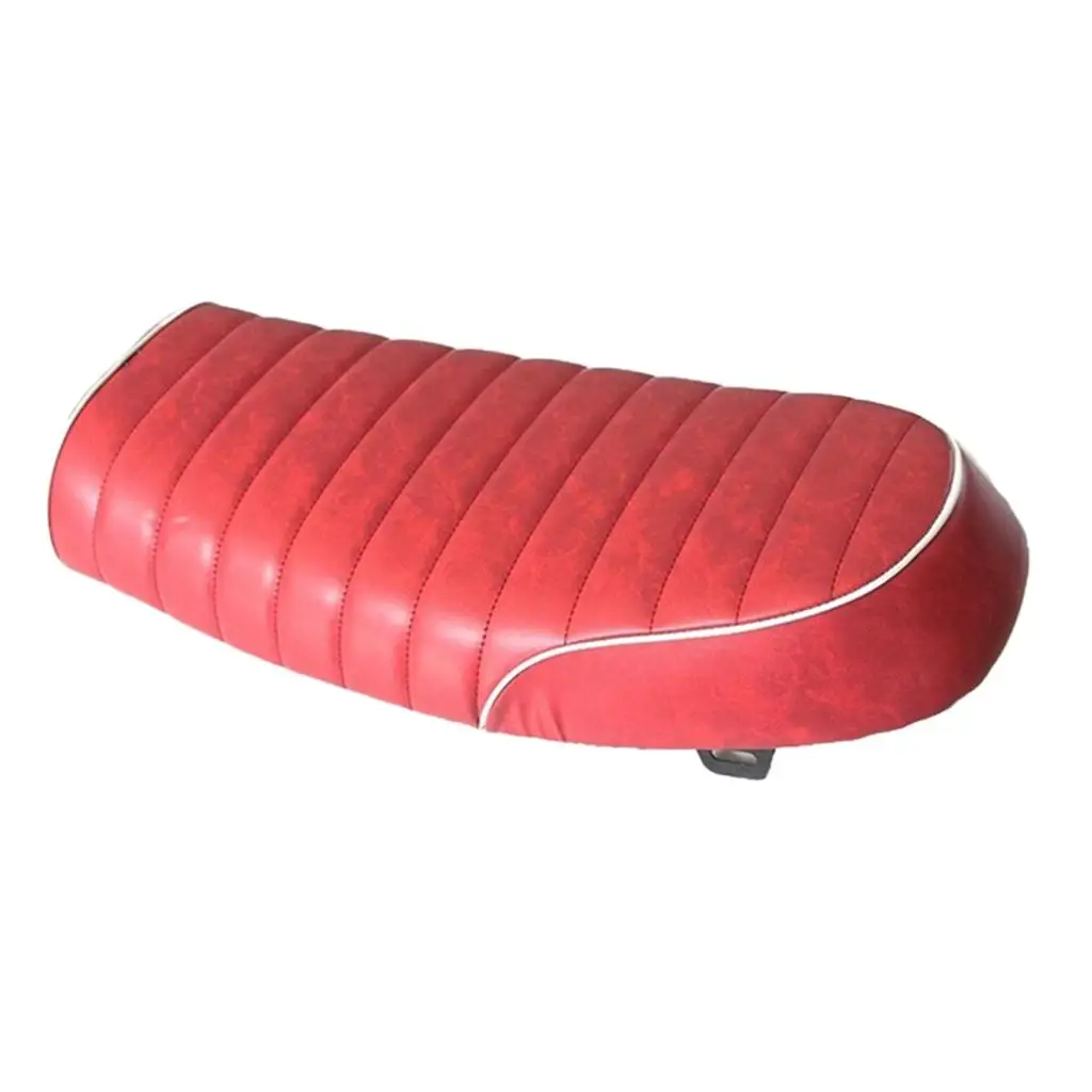 

Красное мотоциклетное кресло для мотоциклистов Suzuki