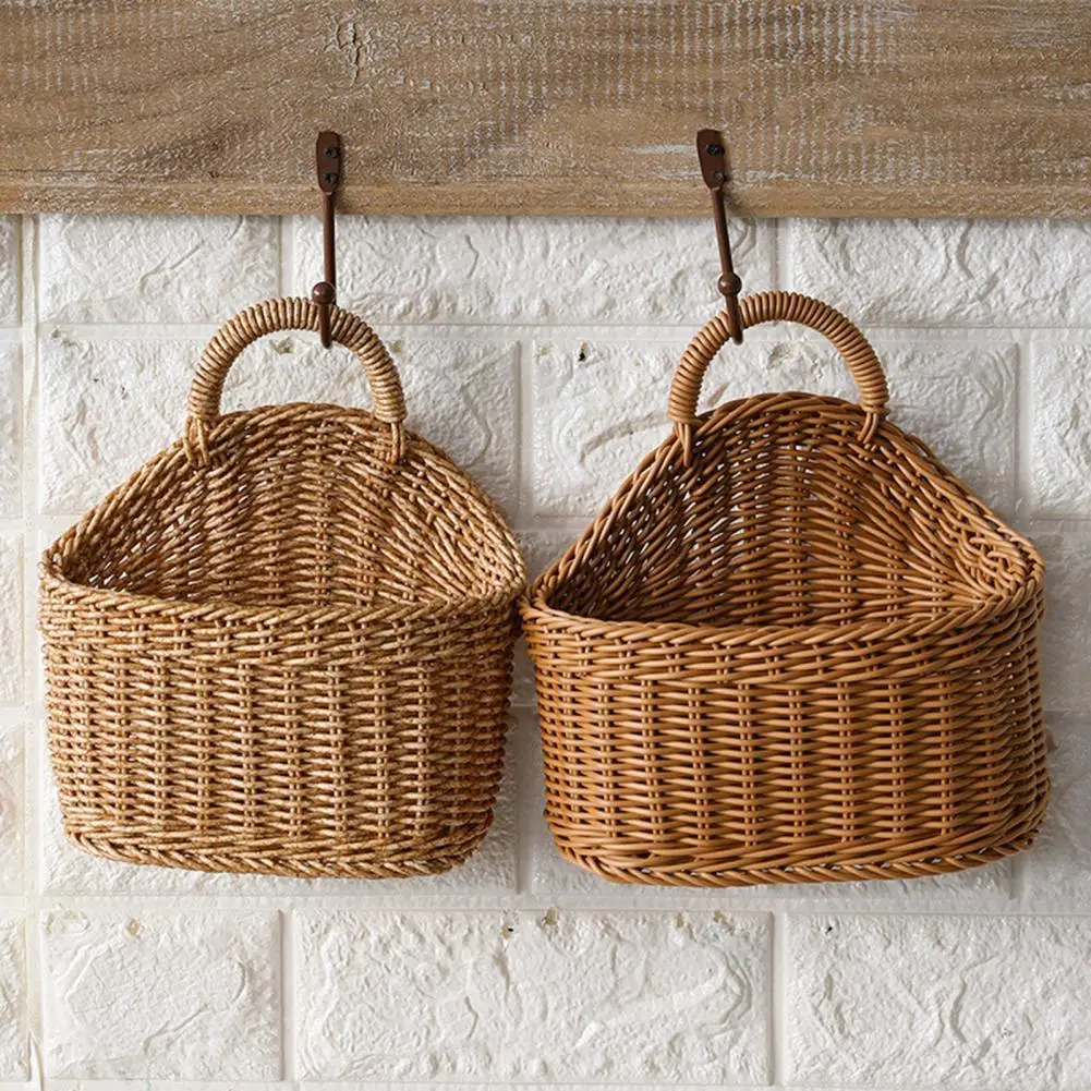 

Portable Pretty Hanging Woven Rattan Basket Lightweight Storage Basket Breathable for Home