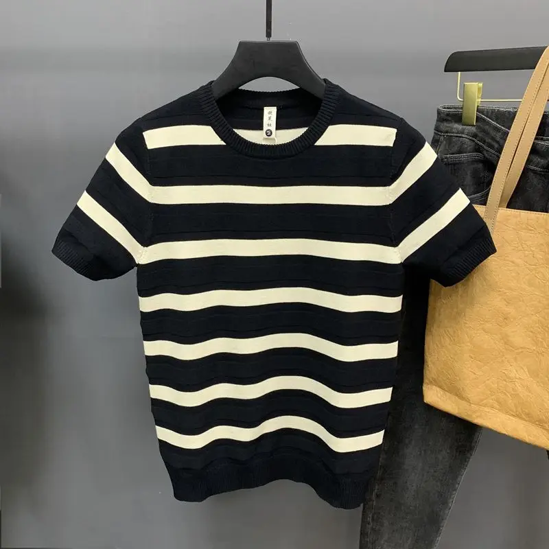

2023 Men T-Shirts Summer Contrast Color Round Neck Basic Short Sleeve Male T Shirt Knitted Casual Striped Top Ice Silk Tees H28