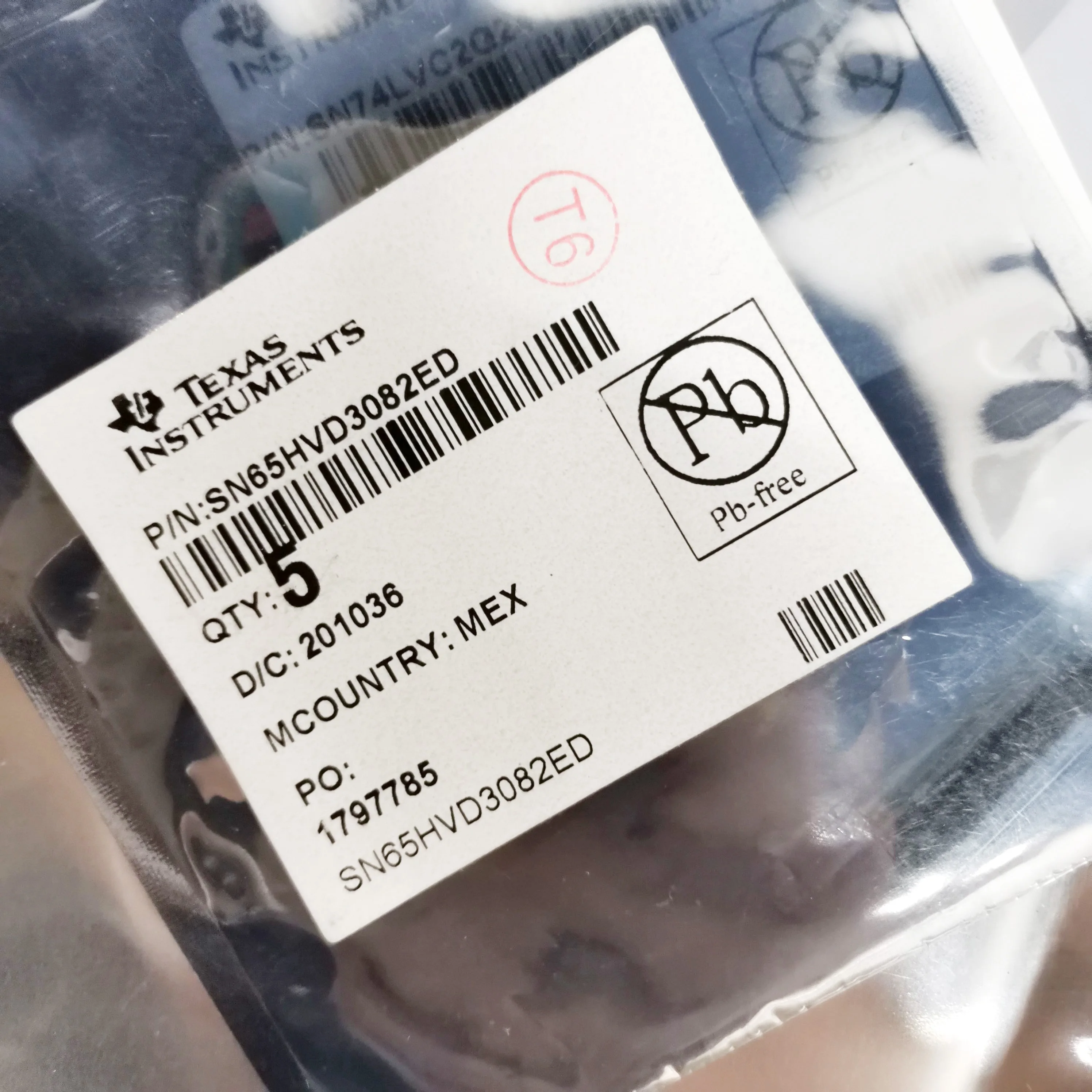 SN65HVD3082ED SN65HVD3082 одиночный передатчик/приемник RS-485 8-Pin VSSOP трубка Texas Instruments 5 шт. -