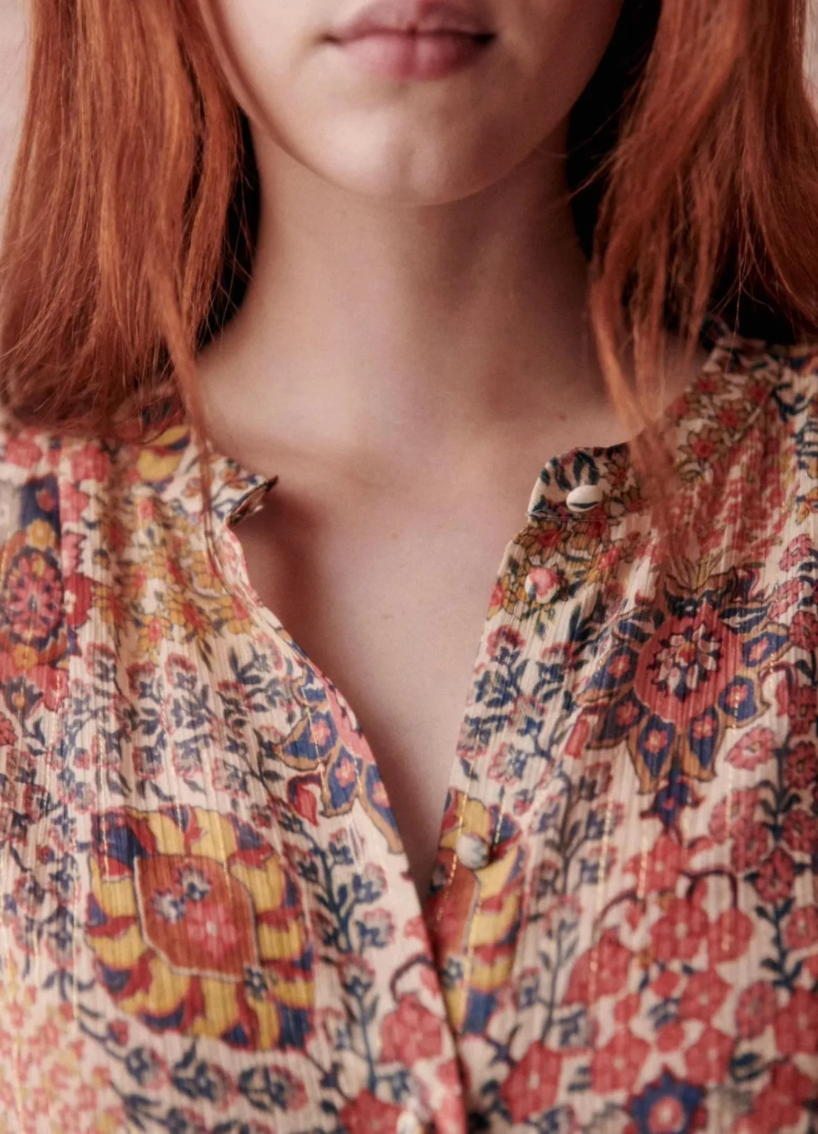 Женская ажурная рубашка с широкими рукавами белая Свободная маленьким