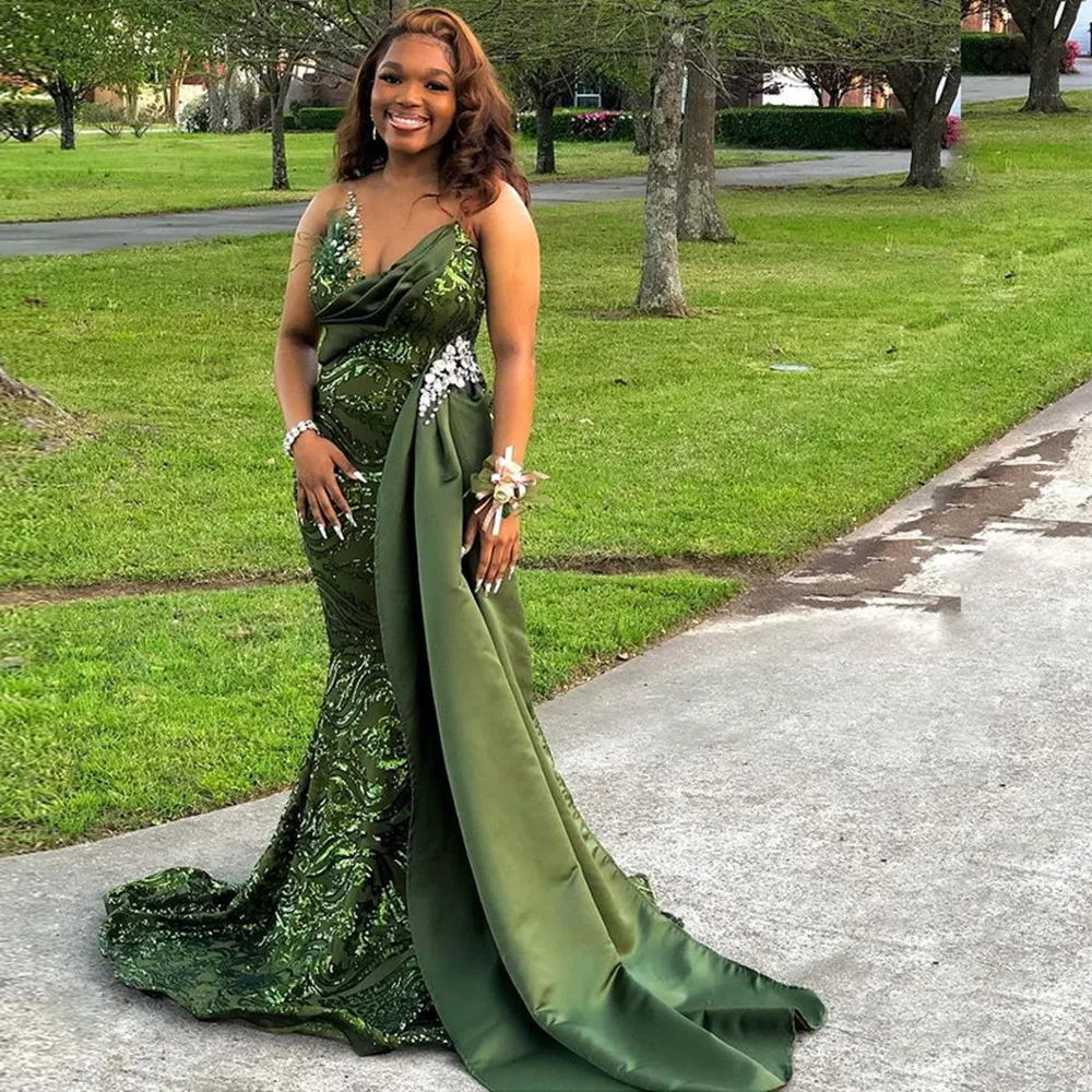 

Sequined Green Mermaid Evening Sweep Train Dresses Sexy Side Train Party Gowns With Strapless Girls Prom Dress Aso Ebi Styles