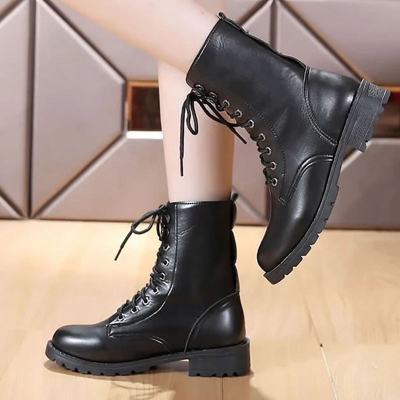 Women's Martin Boots Classic Round Toe Lace-up Designed Female Ankle Boots Rubber Anti-slip Square Heel Women Winter Shoes Black