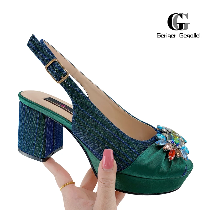 2023 Nigerian Summer Women's Sandals Silver Fashion Women's Shoes + Natural Gemstone Decoration Bags Wedding Banquet Shoes