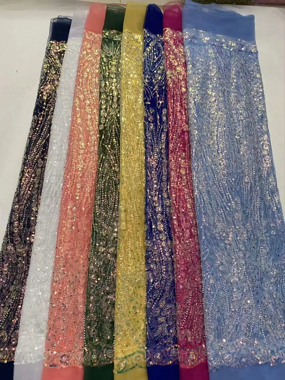 Золотая нигерийская роскошная кружевная ткань с бисером и перьями 2022 высокое