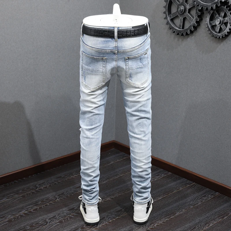 Street Fashion Men Jeans Retro Light Blue Elastic Stretch Skinny Ripped Jeans Men Bandana Patched Designer Hip Hop Brand Pants