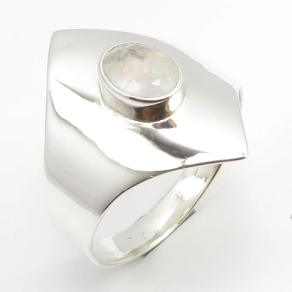 

Wedding Fashion Ring 20mm