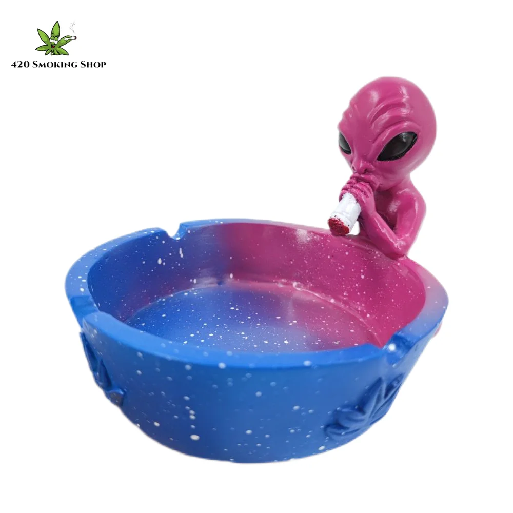

420 SMOKING Alien Resin Cigarette Ashtray Starry Sky Decorate Cigar Ash Tray Cenicero Cendrier מאפרה Home Smoking Accessories