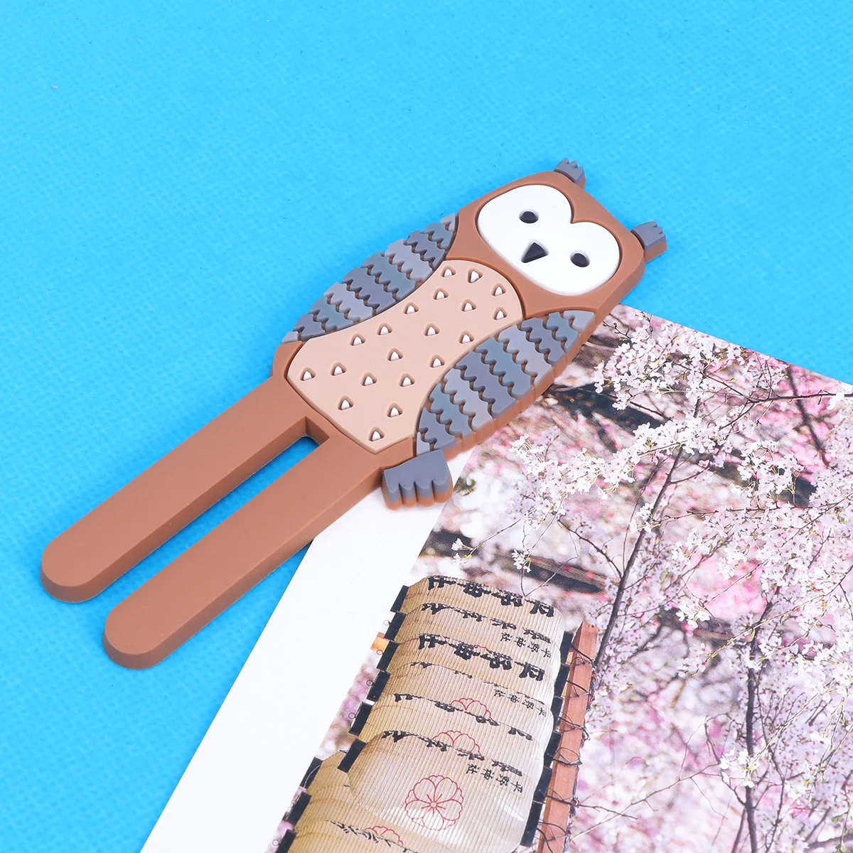 

Animals Magnetic Hooks Removable Decorative Fridge Sticker Refrigerator Message Magnet Coat Hanger Key Holder Storage Hook (Owl)