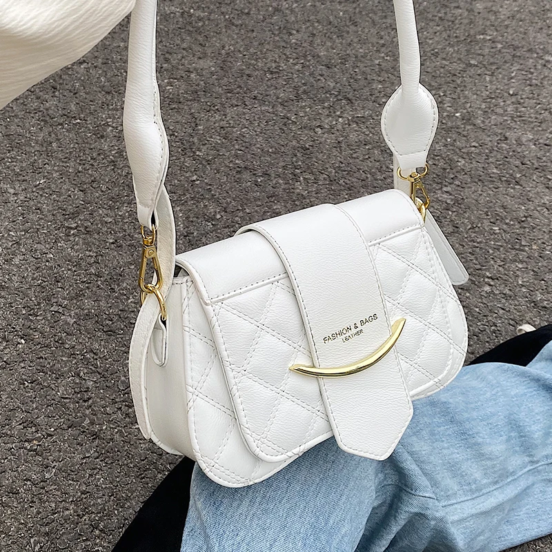 

Белая женская сумка под подмышку, универсальная маленькая квадратная сумка, новинка 2022, модные сумки через плечо, вечерние сумки Ins