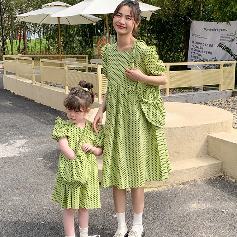 

2022 Mother Daughter Dress Mom Daughter Equal Dresses For Women And Girl Clothing Korean Mommy And Me Matching Summer Outfits