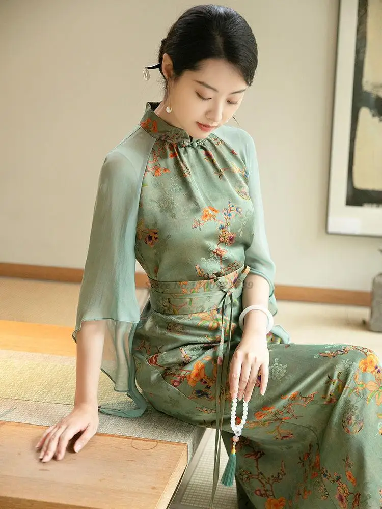 Женское шифоновое платье с цветочным принтом