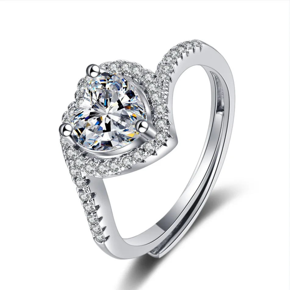 

Luxury Silver Color Wedding Engagement Cocktail Cubic Zirconia Heart Finger Ring Personality Designed for Women Wholesale