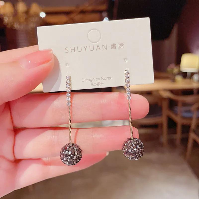 

S925 Silver Needle Korean Exquisite Square Ear Studs Ins Small Ball Earrings New Women's Net Red Design Diamond Earrings