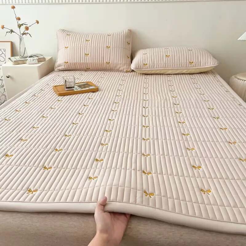 

Хлопковый протектор для матраса OLOEY