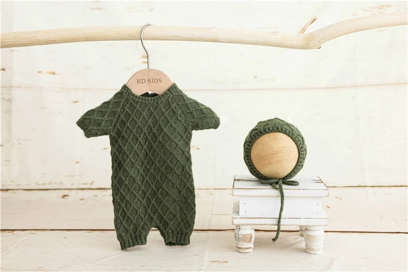 Newborn Baby Photography Props Forest Green Retro Iron Trolley Cart Outfits Wrap Wool Blanket Backdrop Photo Shooting Props enlarge
