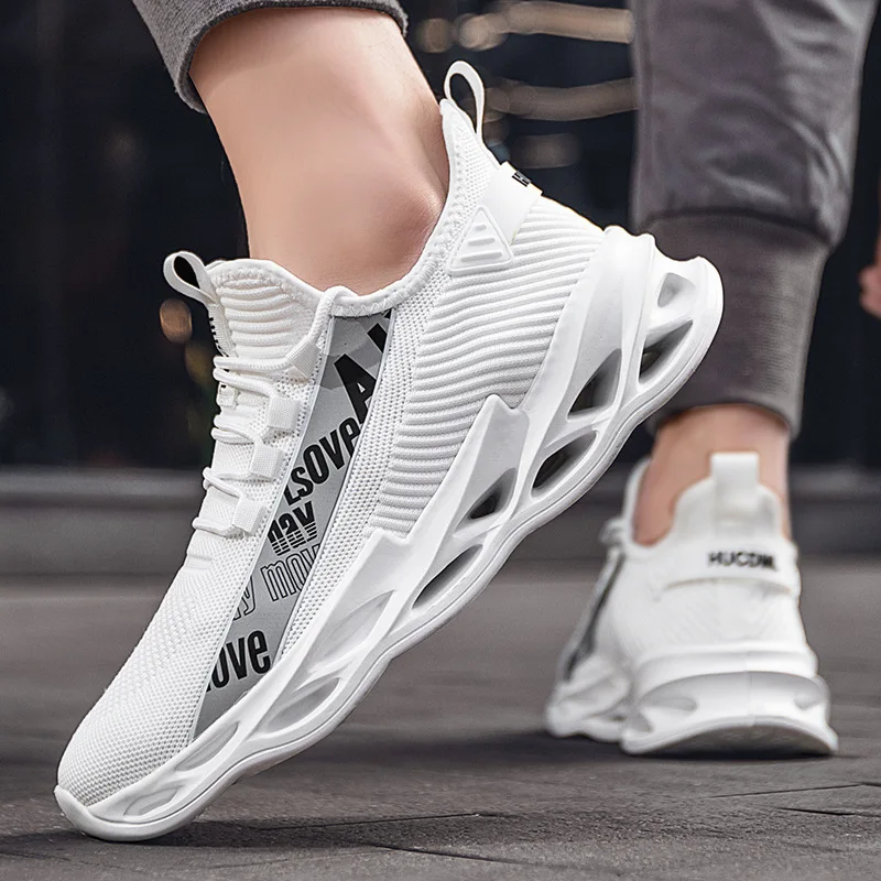 

High quality spring new couple shoes flying woven breathable men sports sneakers reflective casual running shoes large light