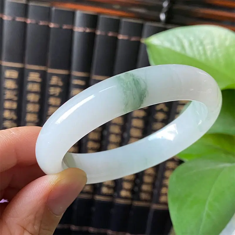 Синьцзянский натуральный нефритовый браслет Тяньшань женский с проникновением
