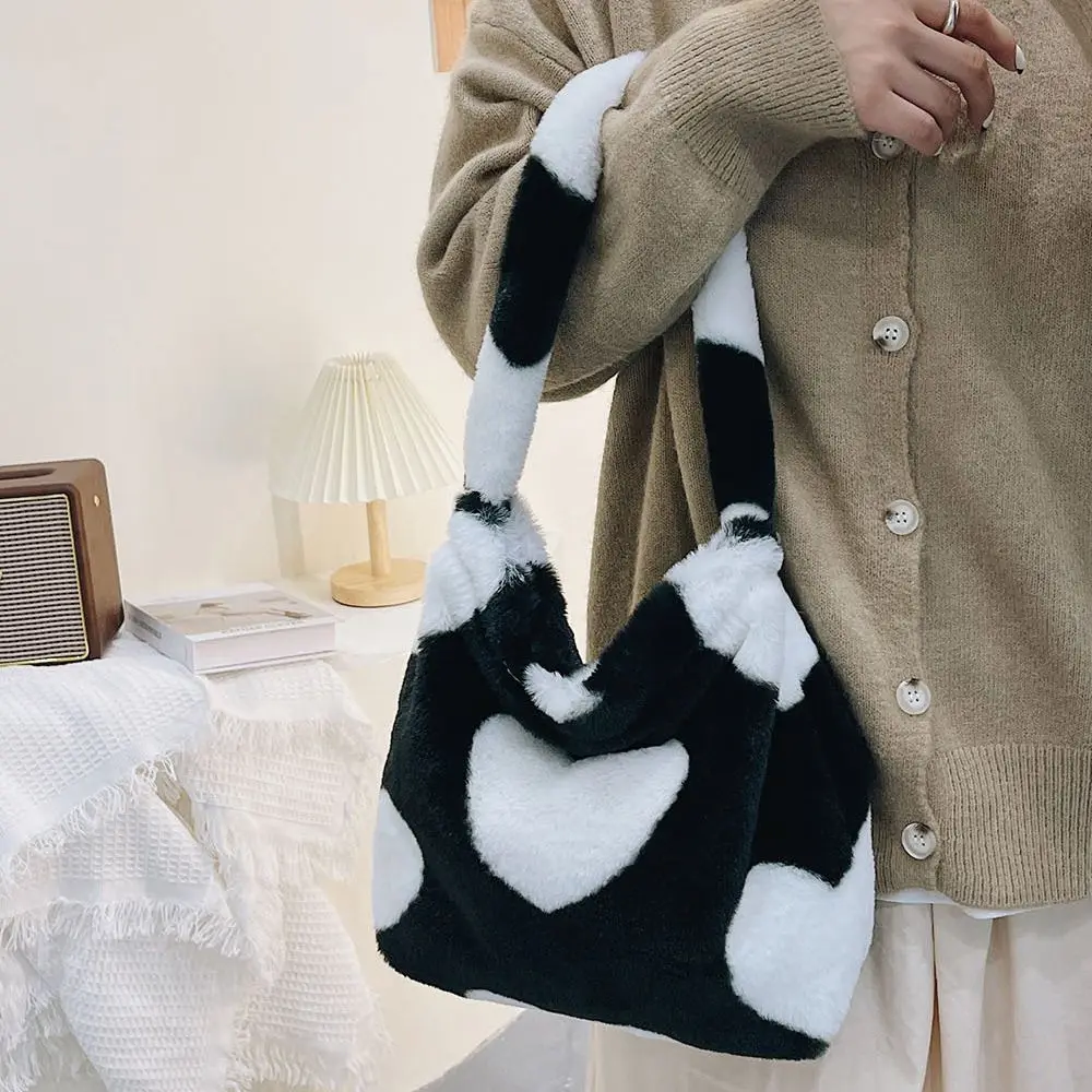 

Japanese Plush Bag Soft Plush Print Underarm Bag Women Love Heart Shoulder Bag Fashion Ladies Autumn Winter Large Capacity