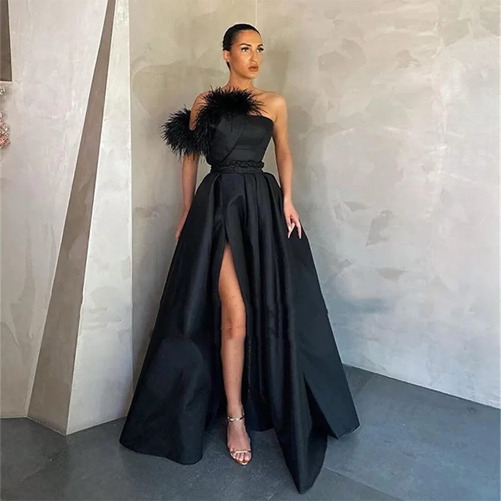 

2022 Satin Prom Dresses Floor Length With Pockets Feather Party Dress High Side Slit Formal Evening Gowns Vestidos De Fiesta