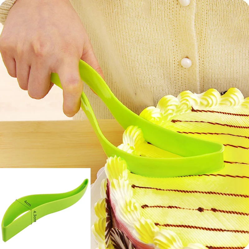 

Cake Slicer Plastic Cake Cutter Pie Fondant Dessert Bread Pastry Divider Tools Slicer Cutter Slice Knife Kitchen Gadget