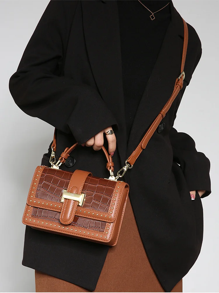 

2023 new Classic women's bag Crocodile Pattern Small Square Bag High Quality Shoulder Bag