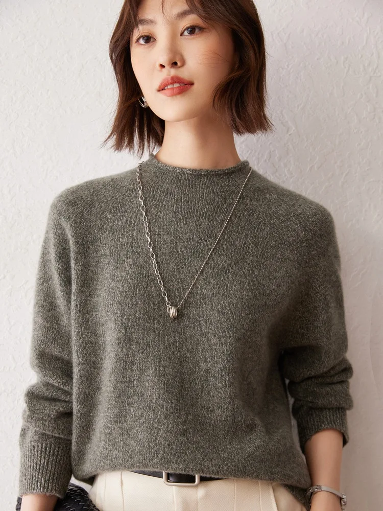 Женский свитер с длинным рукавом круглым вырезом на осень/зиму