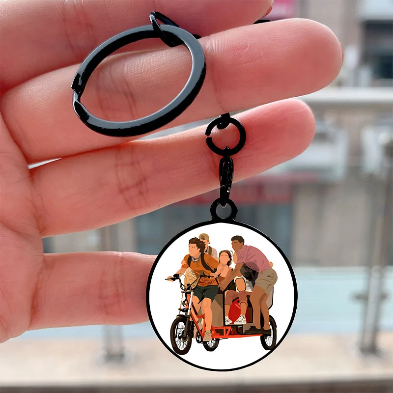 

Fashion Outer Banks driving on the Bund Cool keychain Motorcycle Car Backpack Chaveiro keychain Key ring for a friend Gifts