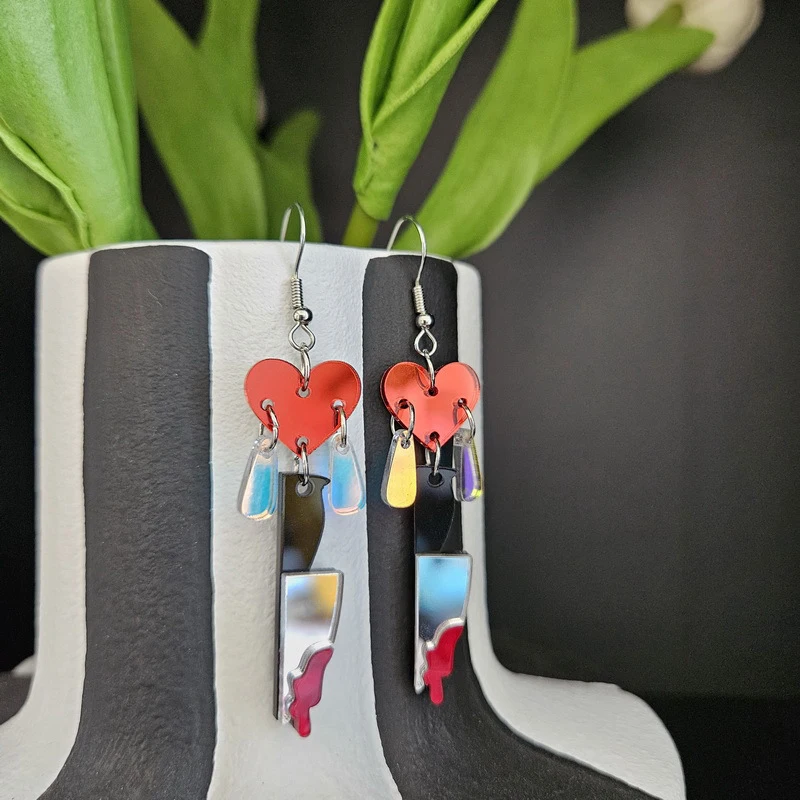 Искусственные акриловые серьги-капельки YAOLOGE