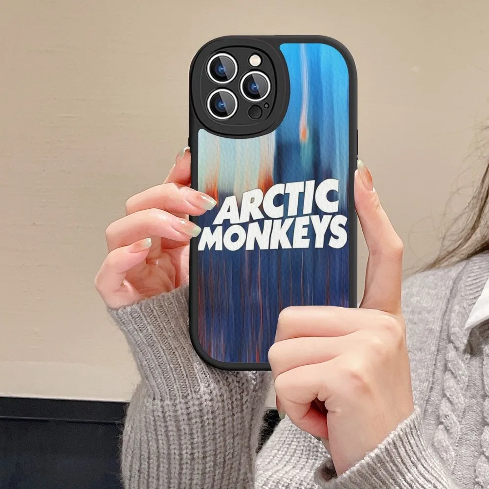 Singer A-Arctic M-Monkeys Phone Case Hard Leather For iPhone 16 15 14 13 12 Mini 11 Pro Max Xs X Xr 7 8 Plus Fundas